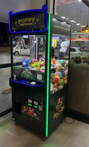 Máquina Pelúcias + ponto operando (ótima renda passiva)