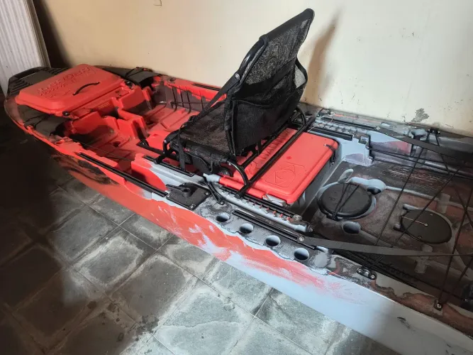 Caiaque líder 1090