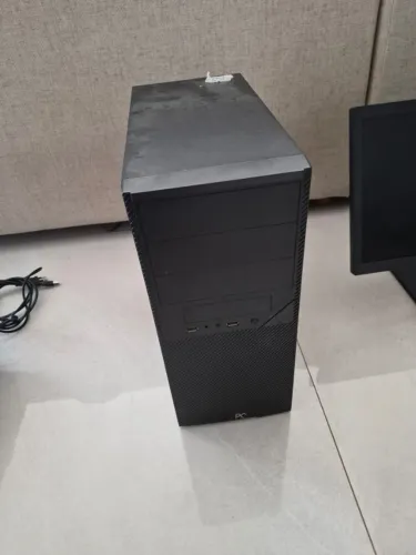Computador Desktop (220V)
