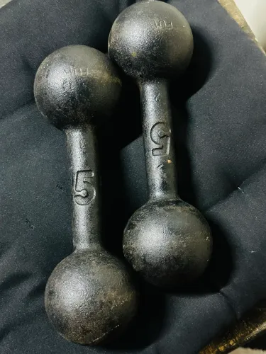 Vendo par halteres 5kg cada
