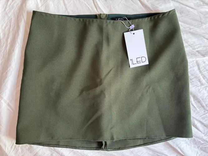minissaia adoroled verde militar 
