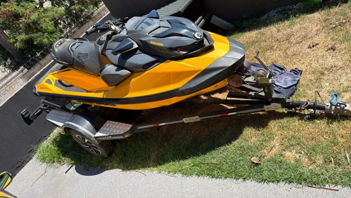 Jet Ski rxp 300 ano 2022 43H +CARRETA RONDOM