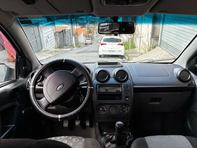 Ford Fiesta 1.0 8V Flex/class 1.0 8V Flex 5P 2011