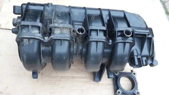 Coletor de admissão e escape motor AT 1.0 16válvulas  Gol G2 e G3