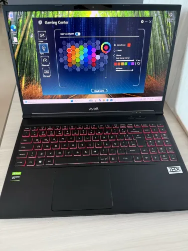 Avell i7 | 32GB RAM | GTX | Excelente p/ dev e games