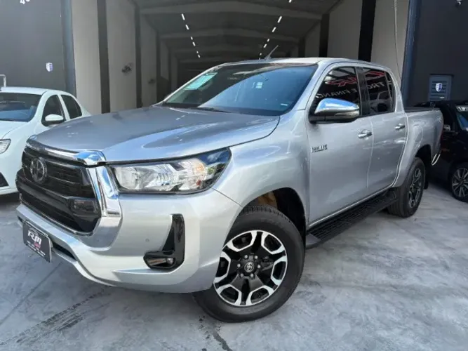 Toyota Hilux CD SRV 4X4 2.8 TDI Diesel Aut. 2021
