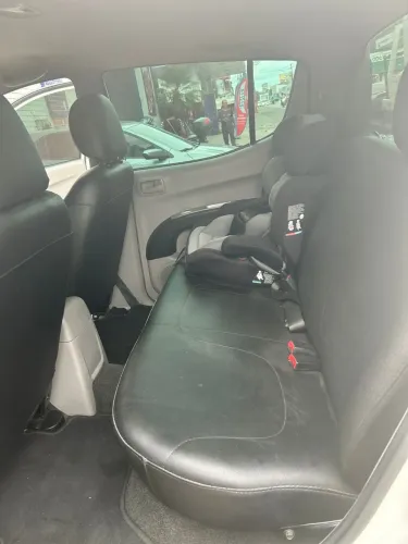 Mitsubishi L200 Triton HLS 2.4 Flex 16V CD Mec. 2016