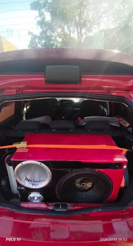 Vendo som automotivo