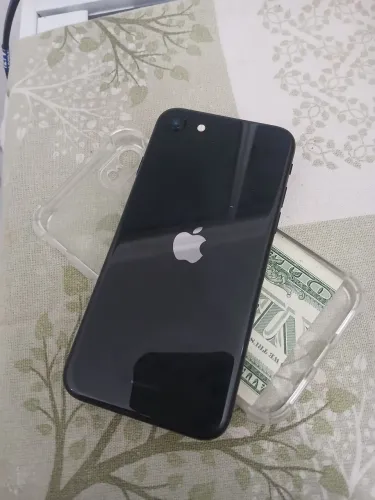 IPhone 8 semi novo sem marcas de uso e com preço que cabe no seu bolso 