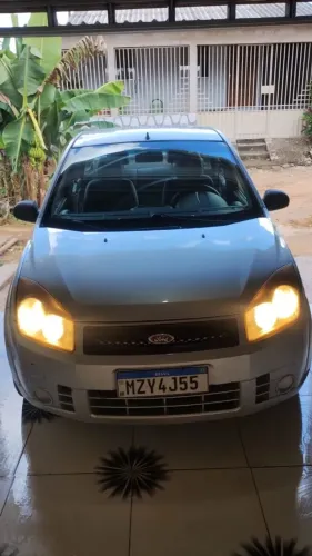 Ford Fiesta Sedan 1.0 8V Flex 4P 2008