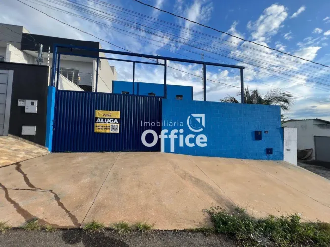 Galpão para alugar, 215 m² por R$ 4.000,00/mês - Polocentro l ( 2ª Etapa ) - Anápolis/GO