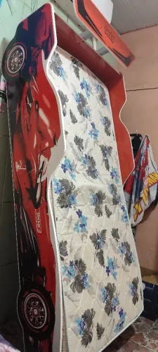 Cama solteiro menino