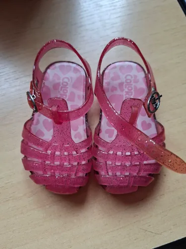 Sandalia feminina coloré infantil