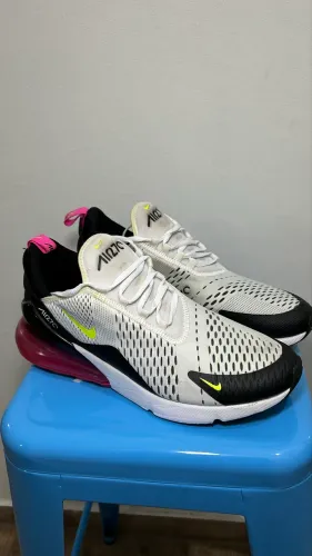 Nike Air Max 270