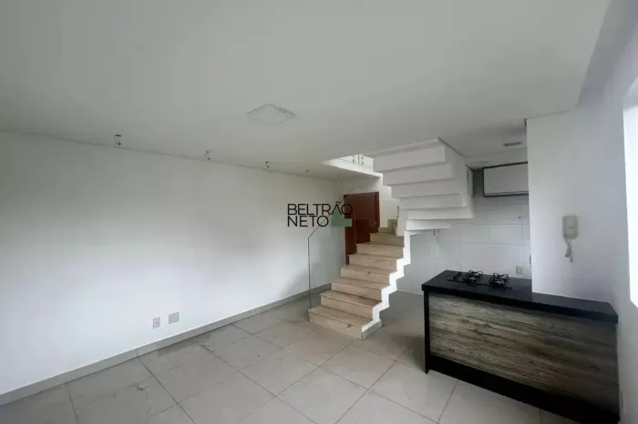 Cobertura 2 quartos com suíte para alugar no Buritis