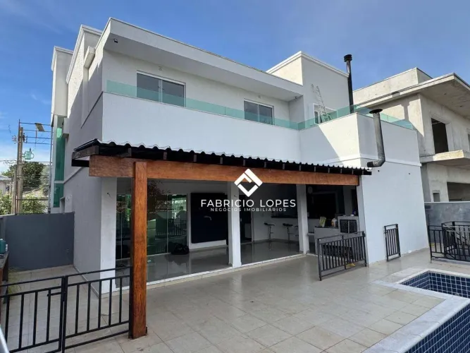 Excelente casa para locação no Condomínio Villas de Santanna em Jacareí/SP