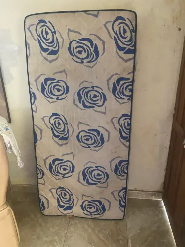 COLCHÃO DE SOLTEIRO  (120 RS) 