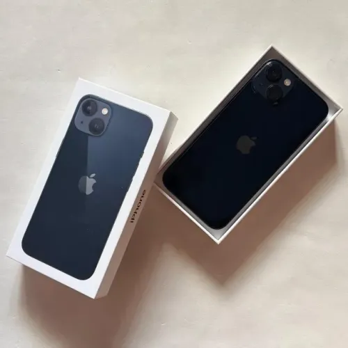 iPhone 13 128GB (Preto)