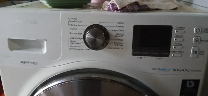 Lava e seca LG