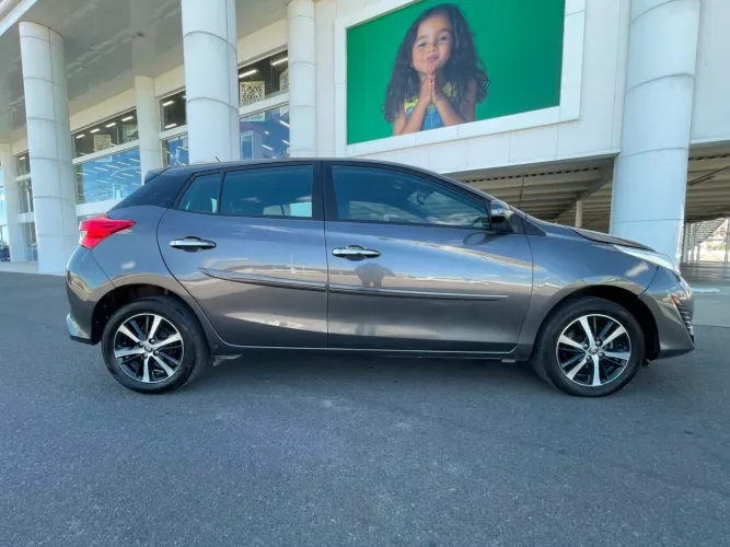 Toyota Yaris XS Connect 1.5 Flex 16V 5P AUT 2022
