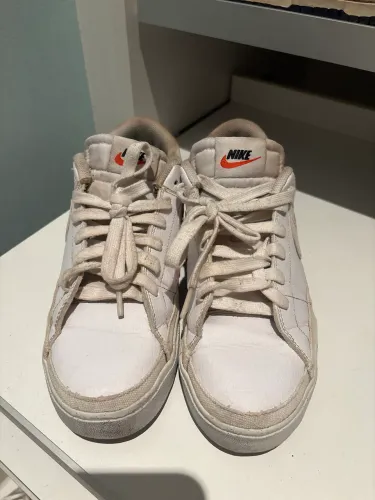 Tênis nike branco