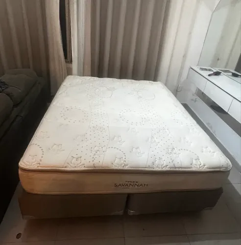 Cama Queen