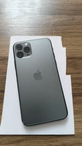 Vendo iPhone 11 pro em perfeitas