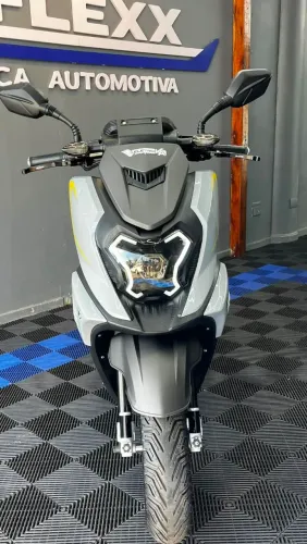 MOTO ELÉTRICA SCOOTER VELOSTER SAVAGE 1000W