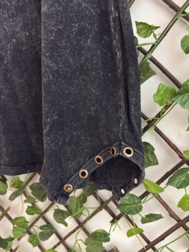 vestido preto estonado