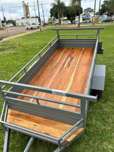 Reboque 2.50 x 1.20 produzida para alta confiabilidade