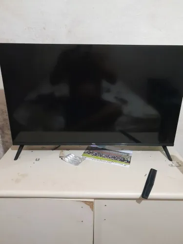 TV TCL 32"
