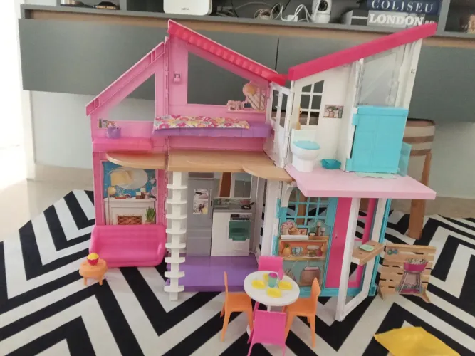Casa de boneca da Barbie 2018