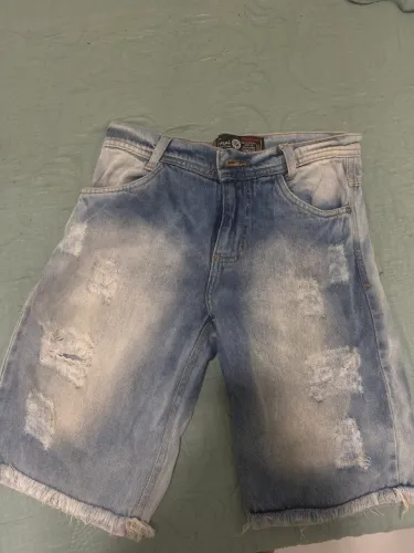 Bermuda jeans rasgada masculina 