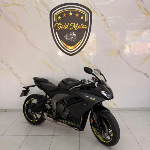Triumph Daytona 660 2025