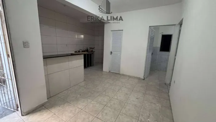 casa terrea Pina, 02 quartos, 01 banheiro perto da encanta moça