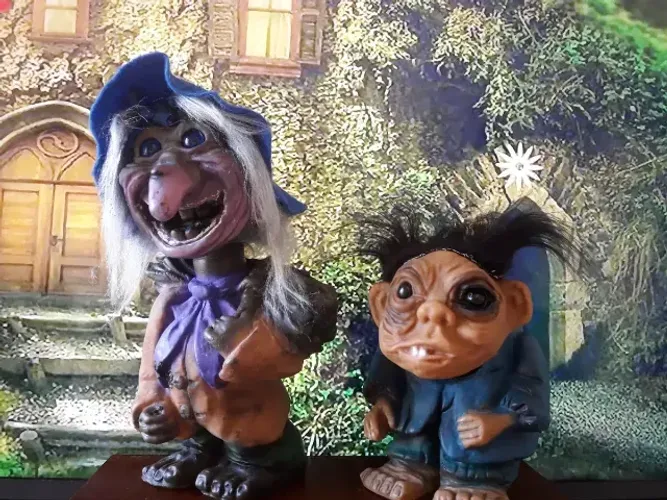 Corcunda Hugo Da Sorte E Valkíria Bruxa Dos Desejos Colecionador 80/90