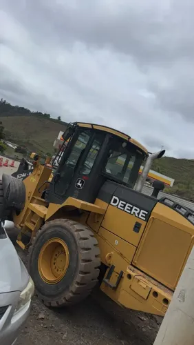 Carregadeira jhondeere 2021