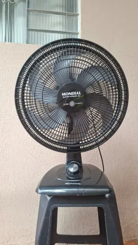 Ventilador de Mesa/Coluna Mondial Super Power 40