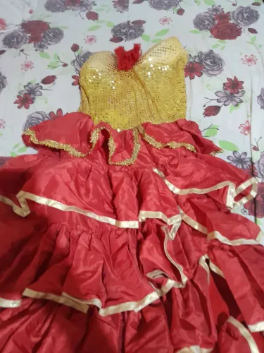 Vestido de pombo giria