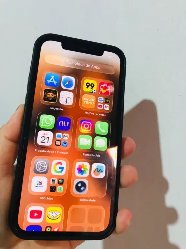 iPhone 12 e