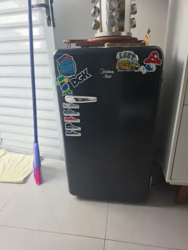 Frigobar Midea Retro
