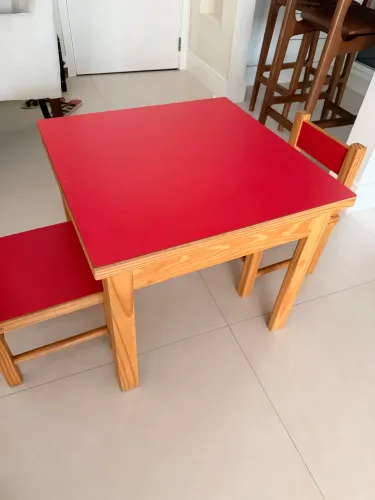 Mesa infantil 