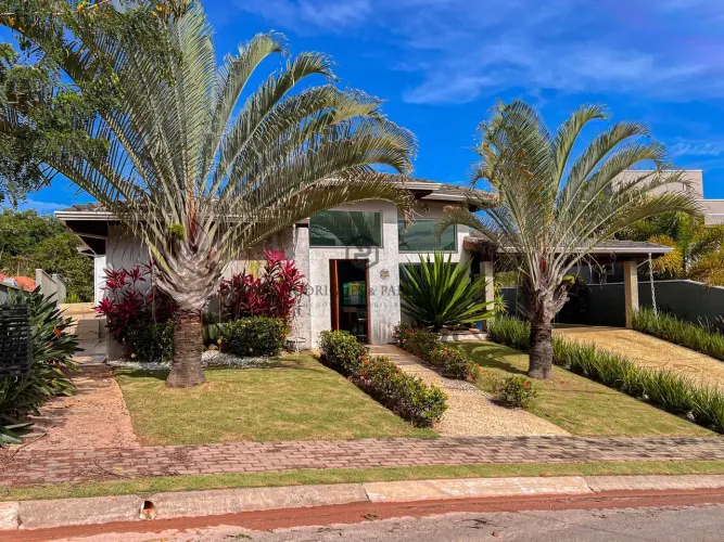 Casa em Condomínio Shambala 3 | 450 m² construídos | 1.200 m² de terreno
