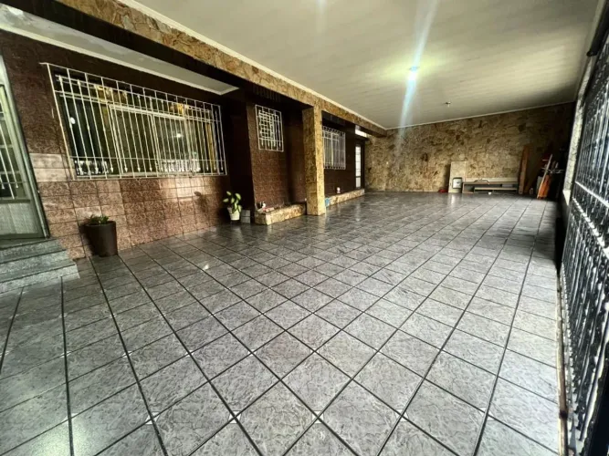 Sobrado com 3 dormitórios à venda, 345 m² por R$ 950.000,00 - Vila Camilópolis - Santo And