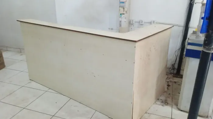 Balcão de Atendimento em L de MDF