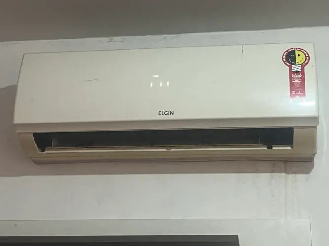 Vendo uma central de ar 12 mil btus