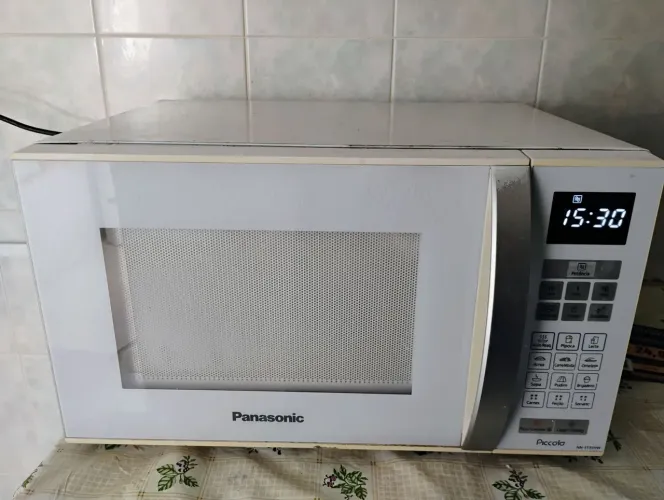 Microondas Panasonic 220 v usado em excelente estado!