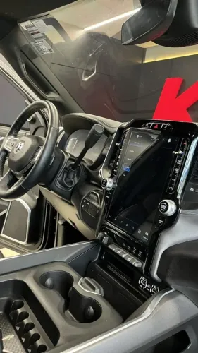 Toyota Hilux CD SRV 4X4 2.8 TDI Diesel Aut. 2021