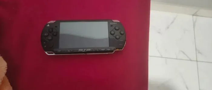 Vendo PSP modelo 2000 e Nintendo DS light
