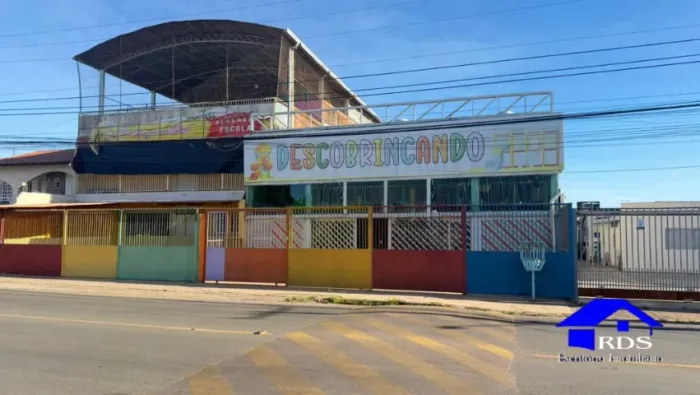 RDS vende Casa Sobrado mais área comercial qd 01 setor Sul Gama